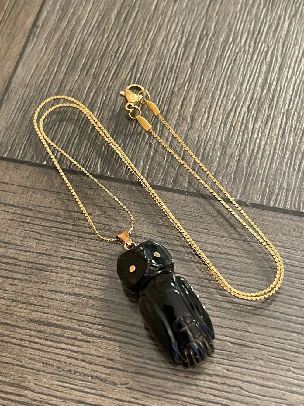 Vintage-style Carved black owl pendant necklace